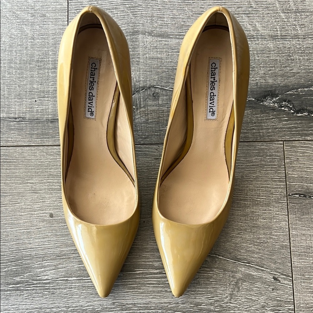 Charles David Women's Pointed Toe Patent Pump in Mustard